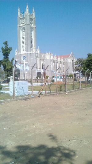 A short but crispy weekend trip to Medak Church and Pocharam Dam.