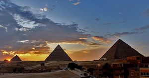 Cairo: Full-day Pyramids tour