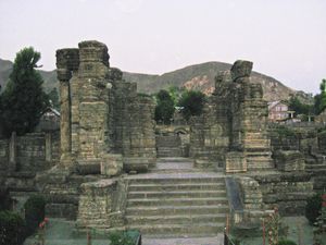 Kashmir Diary: Ruins of Ancient Temples of Awantipora