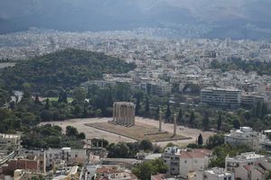 Temple of Olympian Zeus 1/2 by Tripoto