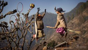 Wait ! What? Did this Photographer just shoot a Quidditch game in the hills of Uttarakhand?