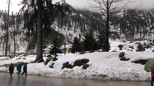A Cheapskate's guide to explore Manikaran, Kasol, Manali and Solang Valley