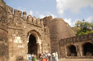 A Road Trip to Daulatabad Fort, Maharashtra