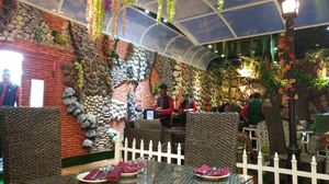 e-o-d Indirapuram 1/1 by Tripoto