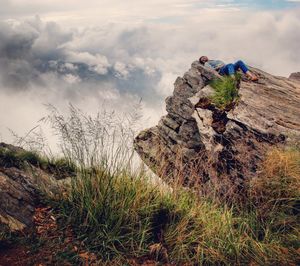 Mukteshwar - The cliff point