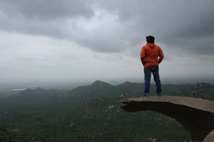 Avalabetta: Not for "the wall" but for the edge of the cliff.