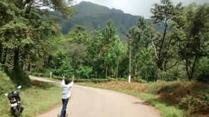Nomads Expedition Ride To Mullayanagiri Peak