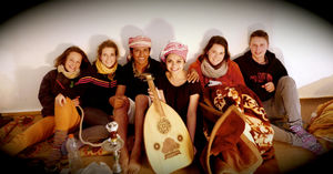 Couchsurfing, road tripping and hitchhiking in Petra, Jordan!