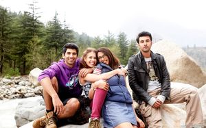 Top 5 Bollywood Movies that will Inspire you to Travel with your Friends