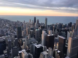 Willis Tower - Skydeck Chicago 1/1 by Tripoto