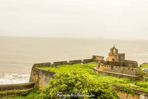Diu Fort 1/undefined by Tripoto