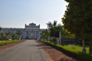 Jai Vilas Palace - Opulence Abound!