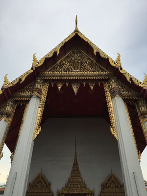 BANGKOK- What is a Wat?
Day 1 of my Thailand trip.