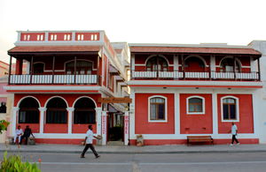 All About The Beautifully Colored Walls Of Pondicherry- A Photo Story!