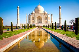 Gwalior.. Agra.. Delhi.. Home !