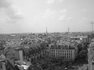 Paris When it Twinkles