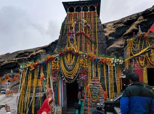 Chopta/Tungnath Temple(World's Highest Shiva Temple)/Chandrishilla Trek/ 4000 Mtr/Camping/Sanctuary
