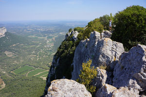 Le Pic St Loup 1/6 by Tripoto