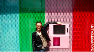 Cupcake ATM 1/1 by Tripoto
