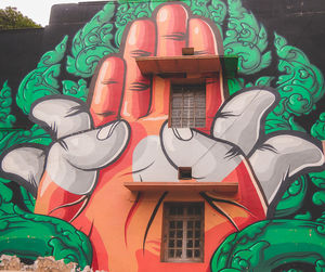 Hidden jam with Colorful art work at Lodhi Art district in Delhi