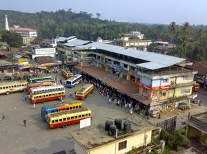 Valparai to Munnar