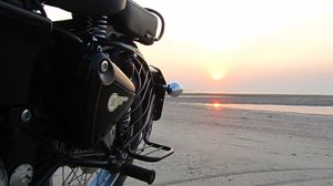 The Helmet - do not lose your dreams before even betting on it.