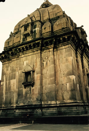 Parli Vaijnath Jyotirling 1/1 by Tripoto