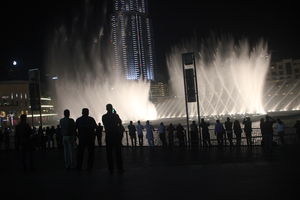 Dubai Fountains 1/2 by Tripoto