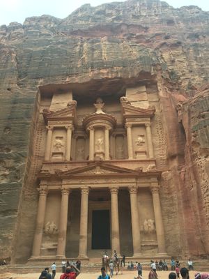 Wandering at the Wonders of the World.. the Lost City of Petra