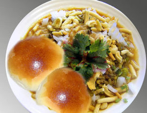 Sidewalks of a Metro: A Foodie's view