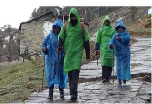 A Trek to Deoriatal and Chandrashila - rebond with friends and the Himalayas