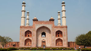 Tomb of Akbar the Great 1/3 by Tripoto