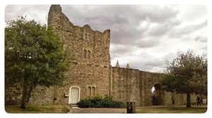 Rochester Castle 1/1 by Tripoto