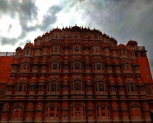 The pink city Jaipur on a bicycle, taking the route more travelled in a new fashion