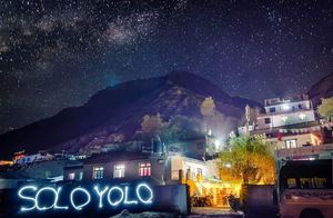 Celebrate this New Year with Solo Yolo Home Stay in Spiti - The winter wonderland #IHeartHostels