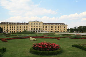 Vienna - heritage and modernism with a hint of coffee…