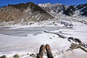 How I swiped right to find ‘somebuddy’ for the Winter Kareri Lake Trek
