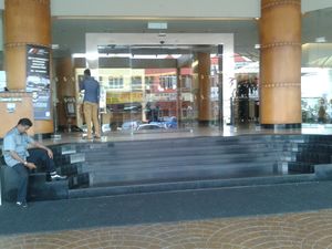 Empress Hotel Sepang Selangor Malaysia 1/2 by Tripoto