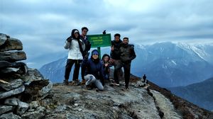 My first ever trek experience at Dzongri Top: A life-changing journey of mine
