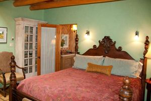 El Farolito Bed & Breakfast 1/1 by Tripoto