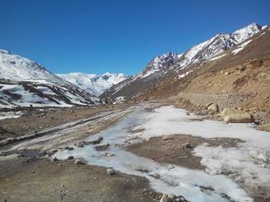 Gurudongmar Lake on two wheels