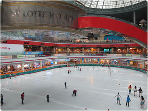 Lotte World 1/2 by Tripoto