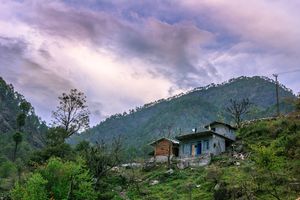 Lost in the mountains- Kedarkantha Peak