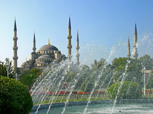 Sultan Ahmed Mosque 1/5 by Tripoto