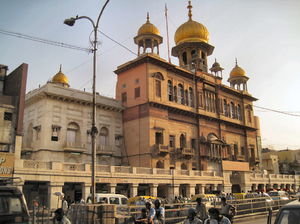 Gurudwara Sis Ganj Sahib 1/2 by Tripoto