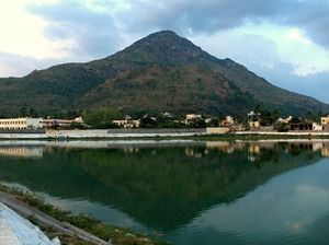 Arunachaleswarar Temple 1/2 by Tripoto