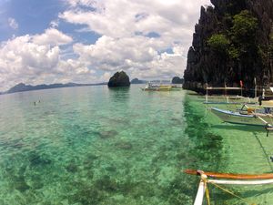 Coron Island 1/3 by Tripoto