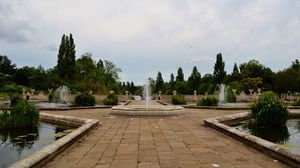 Kensington Palace Gardens 1/2 by Tripoto