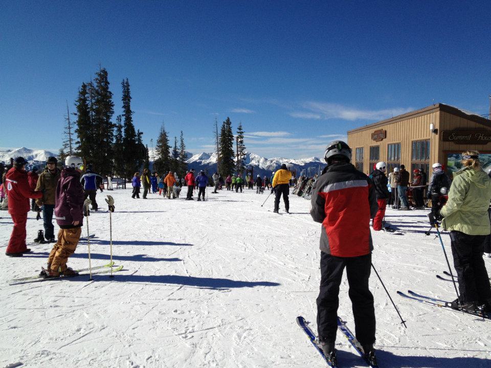 Photo of Carving up the Snowy Slopes of Colorado! By Whiktor Cceelo