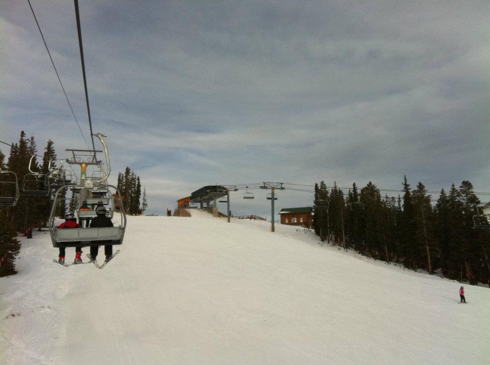 Photo of Carving up the Snowy Slopes of Colorado! By Whiktor Cceelo
